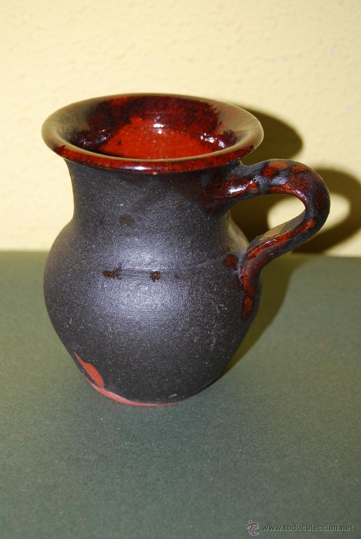 Vintage: PEQUE&Ntilde;A JARRA DE CER&Aacute;MICA - PERROZO - LI&Eacute;BANA