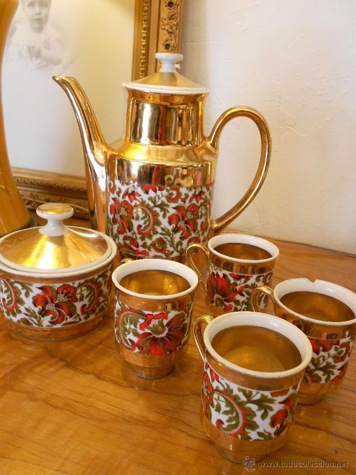 Vintage: juego de cafe (cafertera , azucarero y 4 tazas)