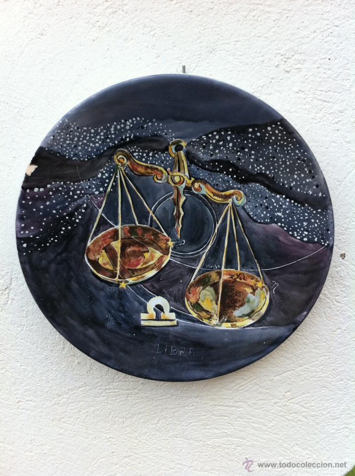 Vintage: Plato cer&aacute;mica signo libra zodiaco