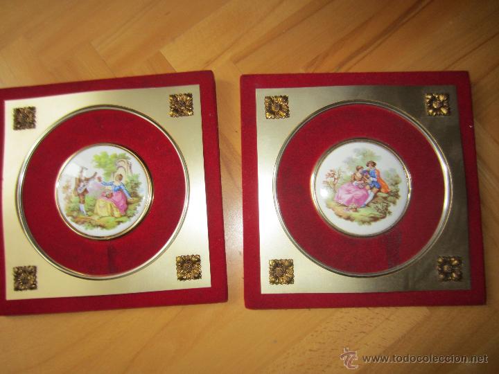 Vintage: Antiguos cuadros de cer&aacute;mica pintada enmarcada en metal y terciopelo