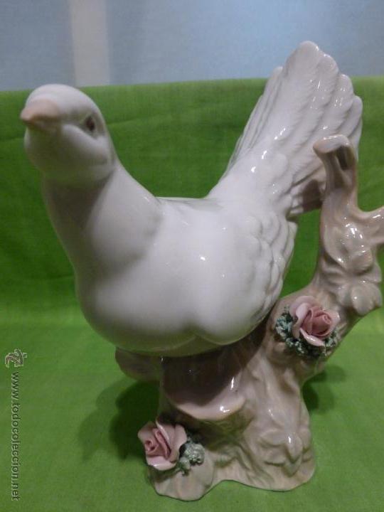 Vintage: FIGURA EN FINA PORCELANA DE UNA PALOMA EN SU RAMA - PORCEVAL - VALENCIA / PINTADO A MANO