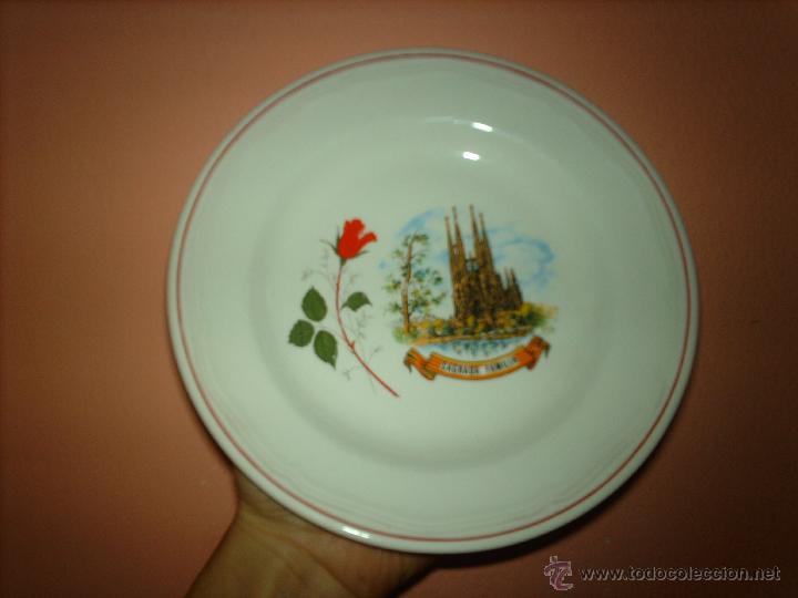Vintage: PLATO DE LOS 70 SAGRADA FAMILIA
