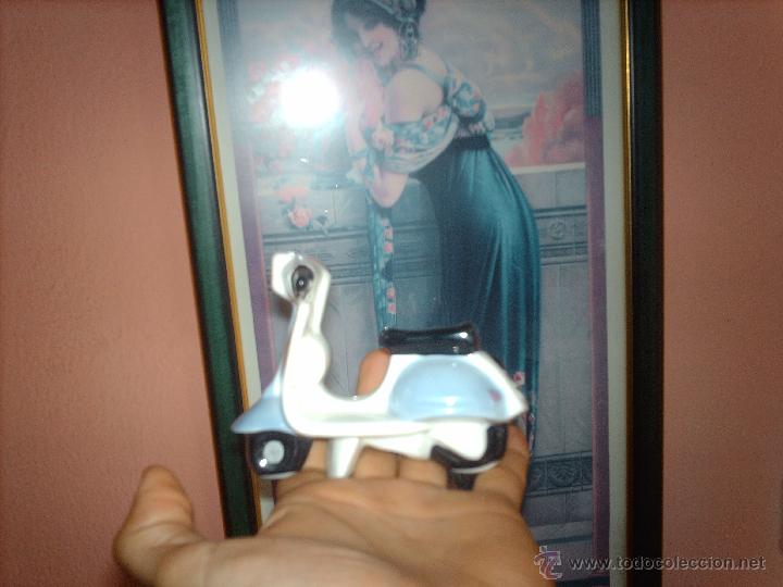 Vintage: MOTO VESPA DE PORCELANA - DECORACI&Oacute;N - TRANSPORTE - PIEZA DE COLECCI&Oacute;N