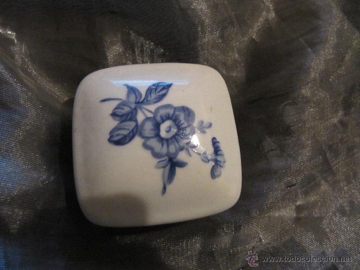 Vintage: peque&ntilde;o joyerito de porcelana