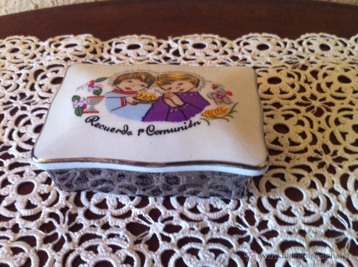 Vintage: Caja, joyero, cofre primera comuni&oacute;n porcelana antigua silvestre decorada en plata