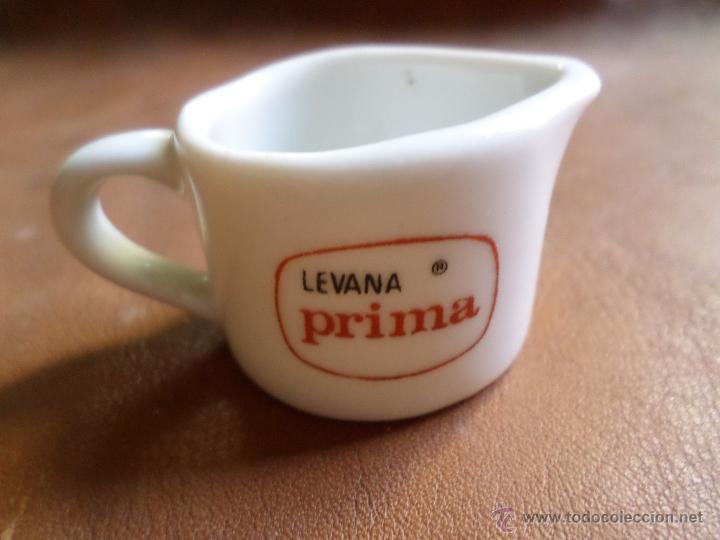 Vintage: TAZA MUY PEQUE&Ntilde;A