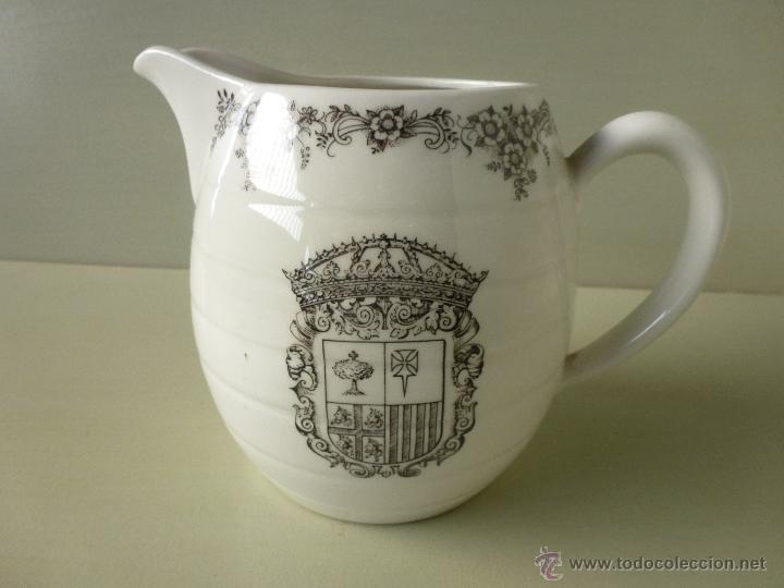 Vintage: Jarra de porcelana Royal China. Vigo.