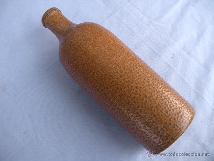 Vintage: BOTELLA CER&Aacute;MICA