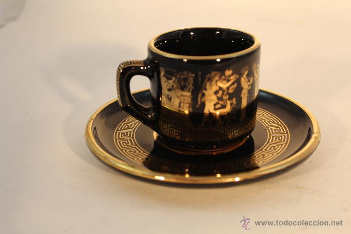 Vintage: TAZA Y PLATO EN PORCELANA CON ORO DE 24K.