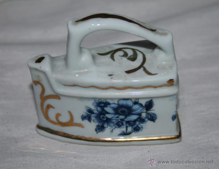 Vintage: BONITA FIGURA PEQUE&Ntilde;A VINTAGE DE CERAMICA O PORCELANA PINTADA VI-RE MHOI-XENT