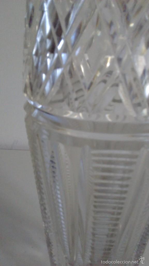 Vintage: Florero de cristal tallado - Foto 4