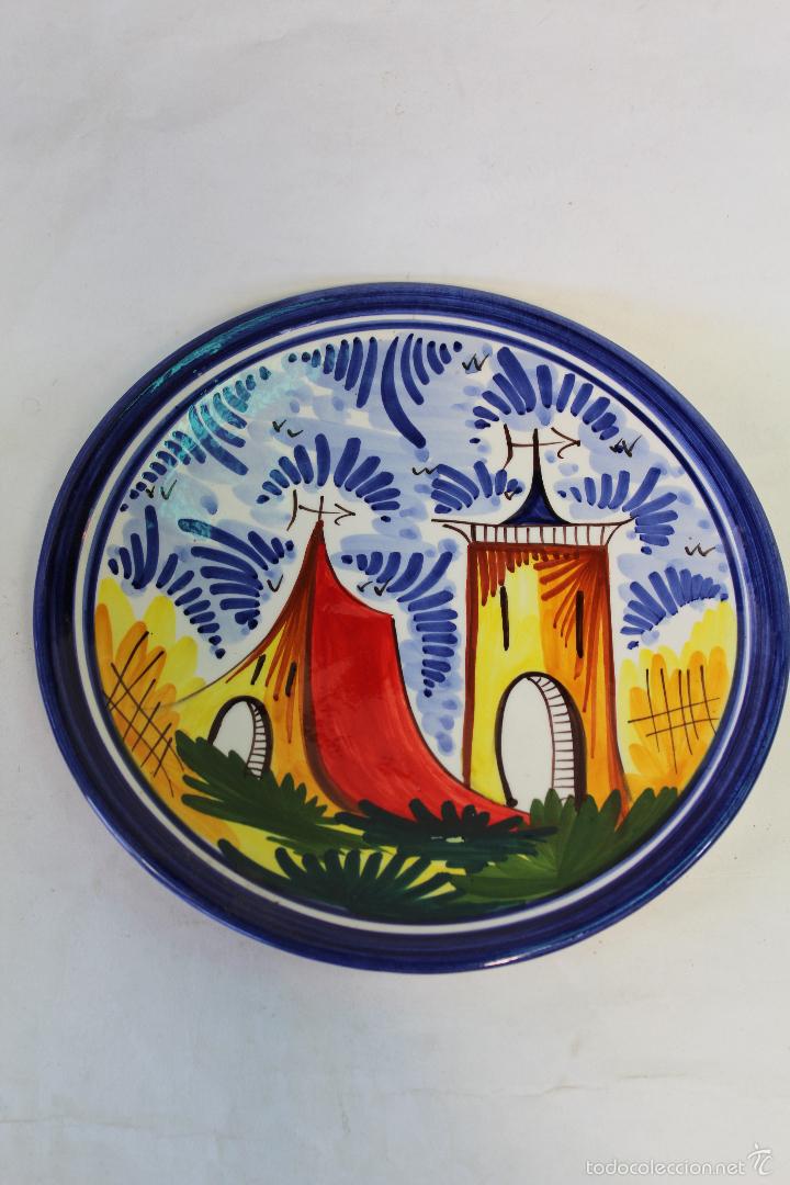 Vintage: plato en ceramica pintado a mano