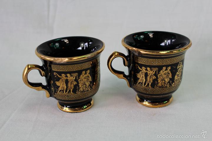 Vintage: 2 tazas en porcelana griega con oro24k.