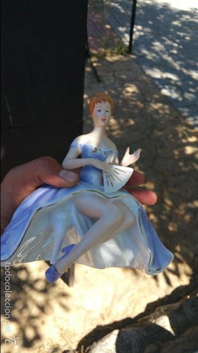 Vintage: BONITA FIGURA DE MU&Ntilde;ECA DE PORCELANA. DE COLECCIONISMO.