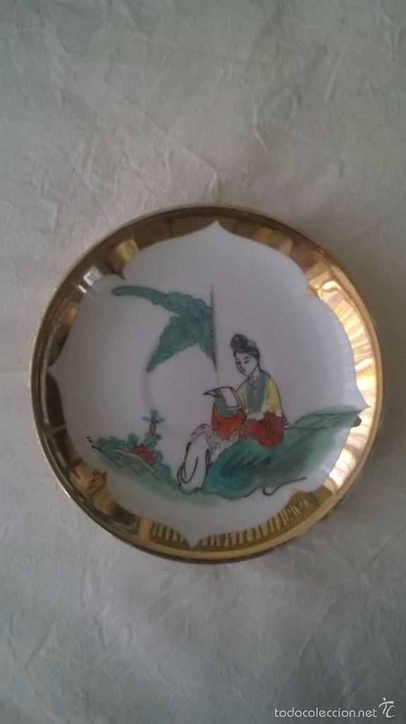 Vintage: PLATO DECORATIVO DE PORCELANA