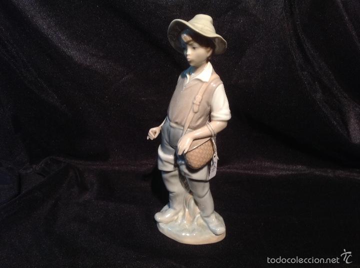 Vintage: Figura Porcelana Lladr&oacute; Ni&ntilde;o Pescador sin ca&ntilde;a