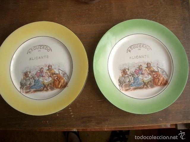Vintage: Dos platos de recuerdo de Alicante con nacimiento.