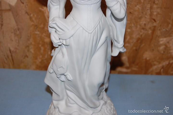 Vintage: DAMA DE &Eacute;POCA EN PORCELANA DE BISCUIT - Foto 2