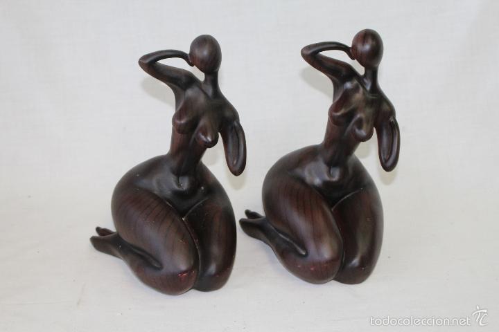 Vintage: figura mujeres en resina