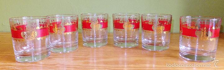 Vintage: 6 vasos cristal decorados con escudo en oro y rojo