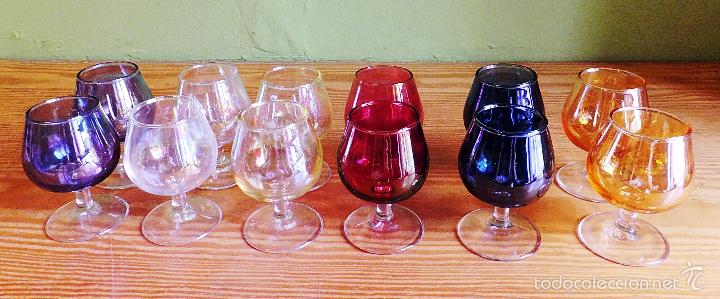 Vintage: Gran conjunto de 12 copas licor colores pintadas vintage