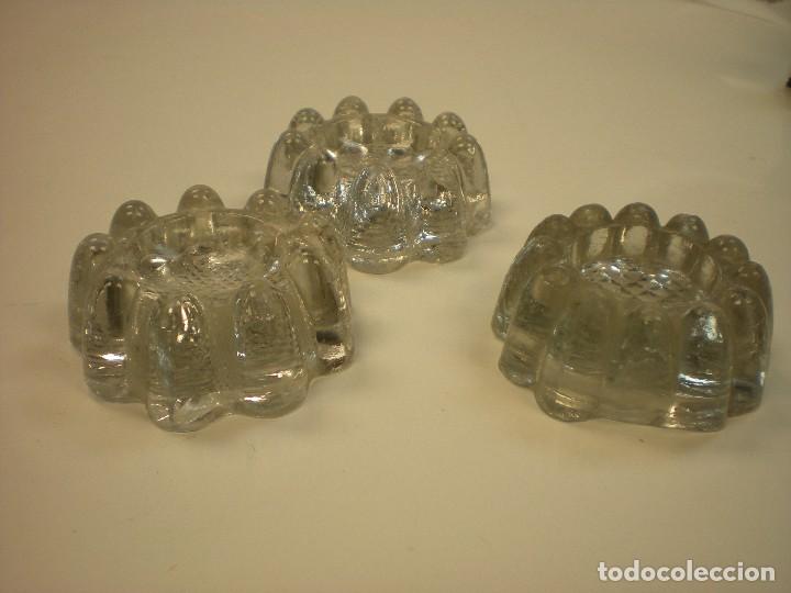 Vintage: portavelas en cristal, di&aacute;metro 9cm y altura 4cm