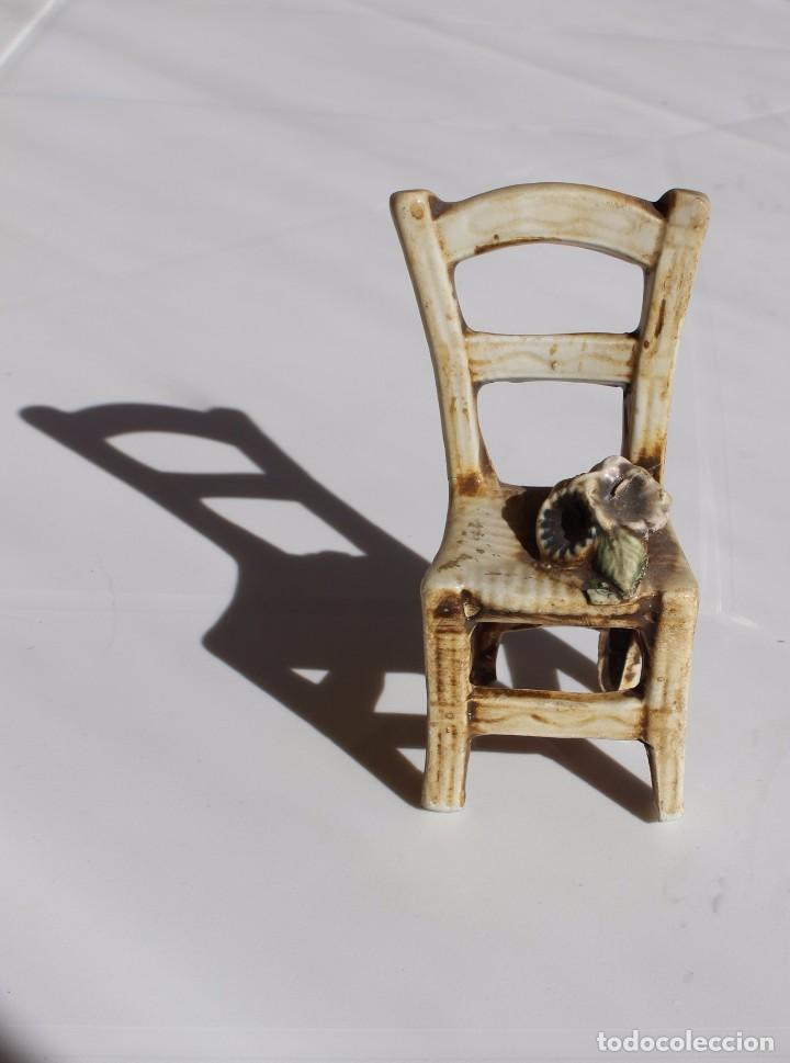 Vintage: Silla cer&aacute;mica (10cmm aprox)