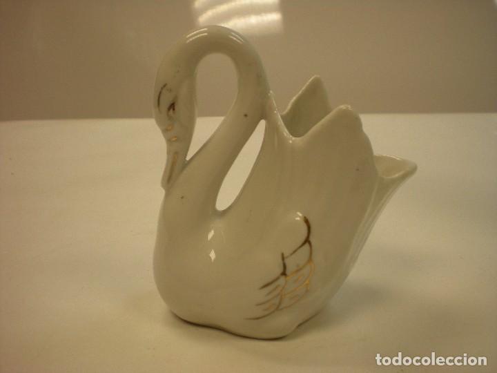 Vintage: cisne en porcelana 8x7x11cm