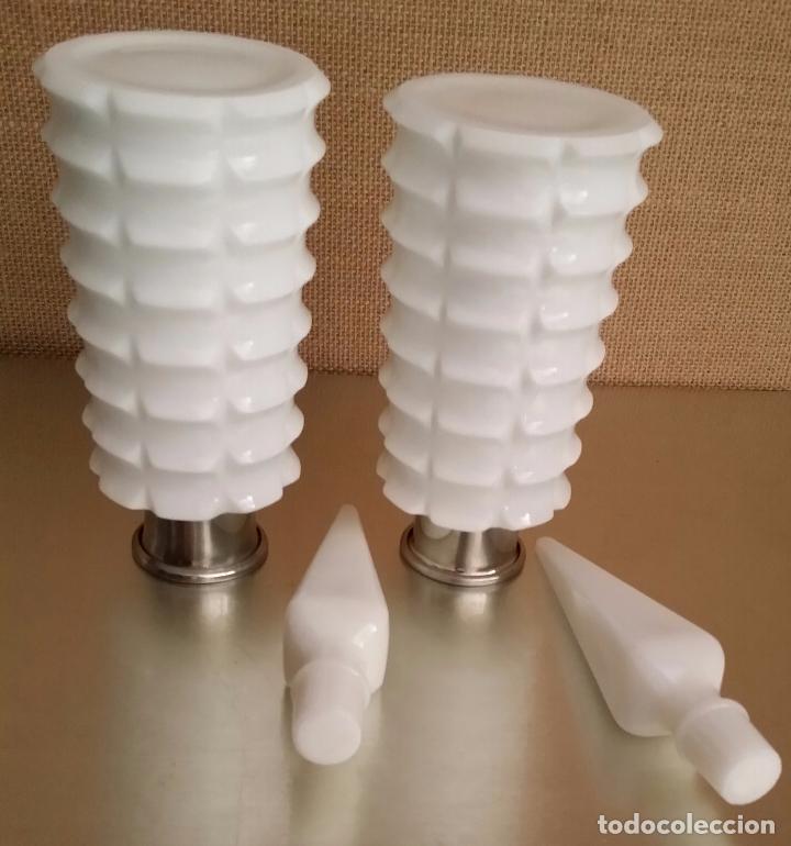 Vintage: PERFUMEROS DE CRISTAL OPALINA JUEGO DE TOCADOR - Foto 3