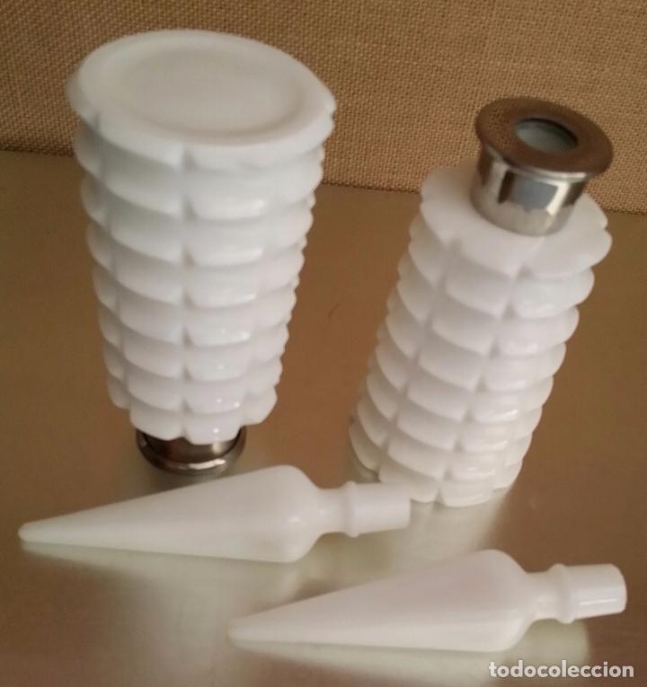 Vintage: PERFUMEROS DE CRISTAL OPALINA JUEGO DE TOCADOR - Foto 5