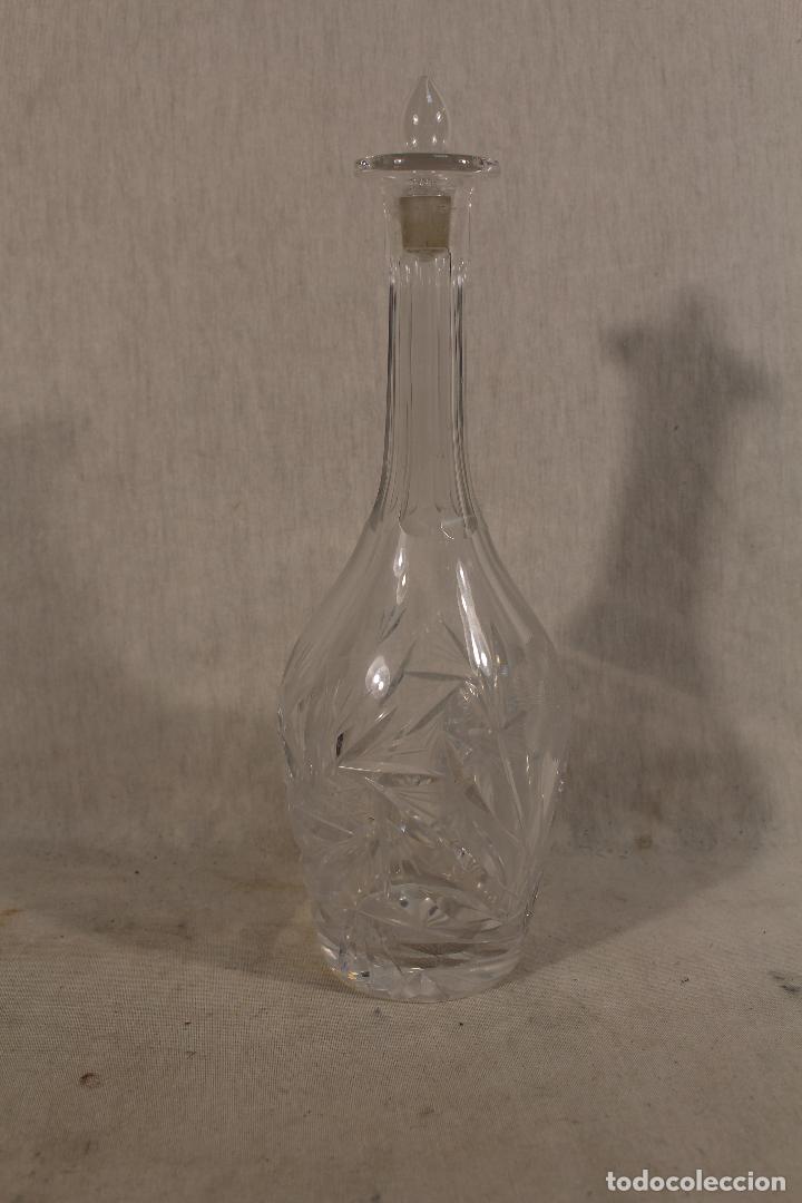 Vintage: botella licorera en cristal tallado - Foto 3