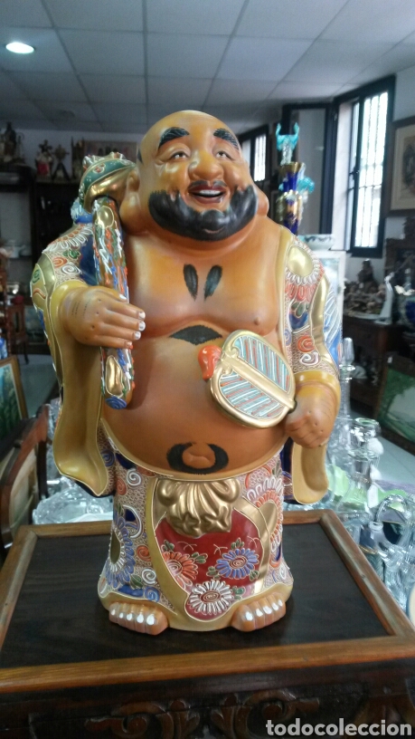 Vintage: Buda marca kutani. Medida:42cm de alto.