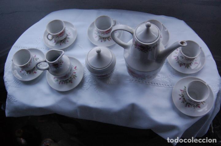 Vintage: JUEGO VINTAGE DE CAF&Eacute; O TE EN PORCELANA ALGIR&Oacute;S VALENCIA SIETE SERVICIOS.