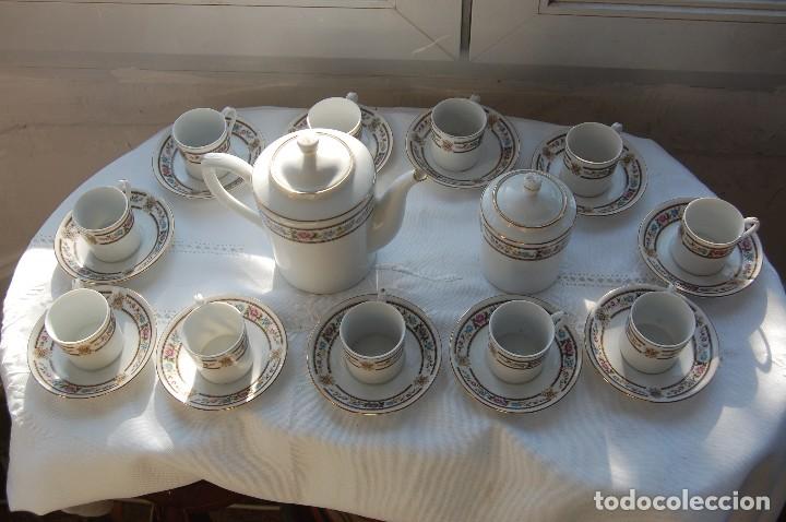 Vintage: Juego de t&eacute; o caf&eacute; de porcelana fina china. 11 servicios.