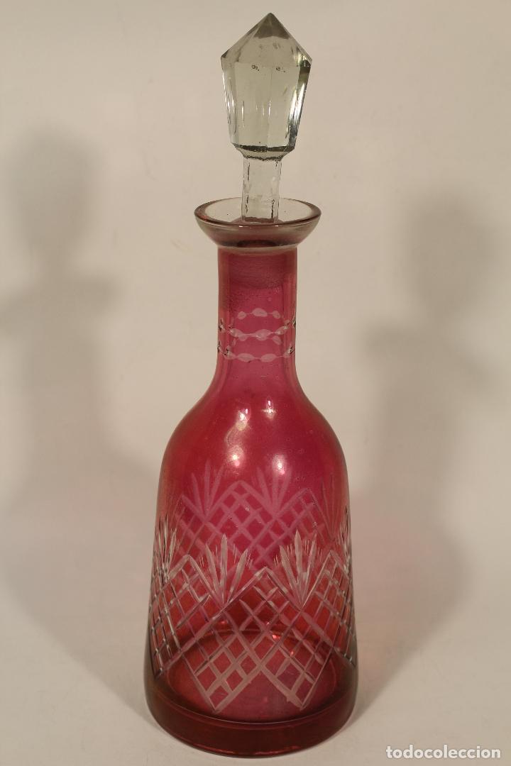 Vintage: botella en cristal tallado - Foto 1