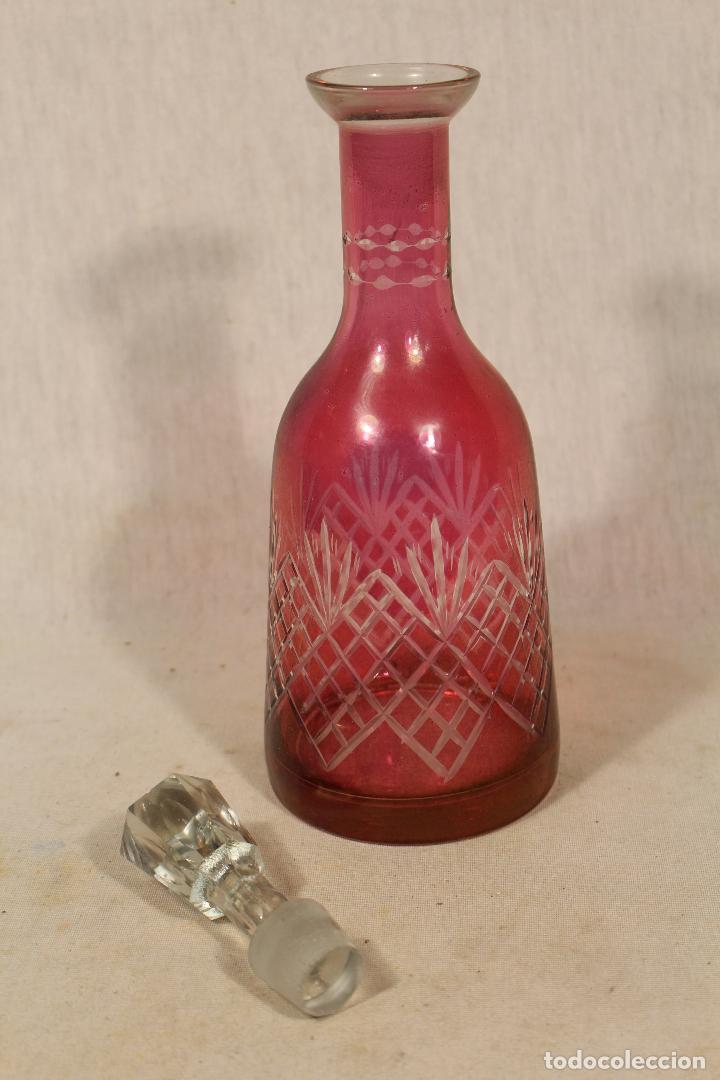 Vintage: botella en cristal tallado - Foto 2