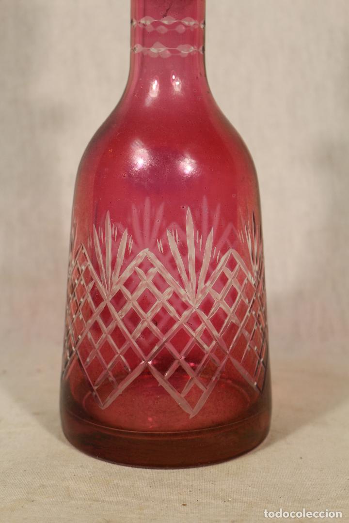 Vintage: botella en cristal tallado - Foto 3