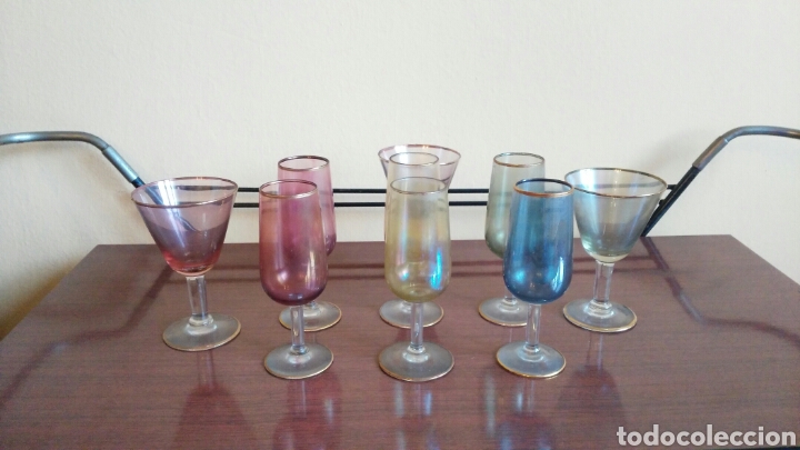 Vintage: Juego de seis copas de vidrio vintage m&aacute;s tres de vermouth