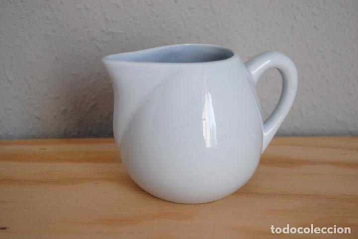 Vintage: JARRITA DE LECHE DE EN CERAMICA FRANCESA AZUL