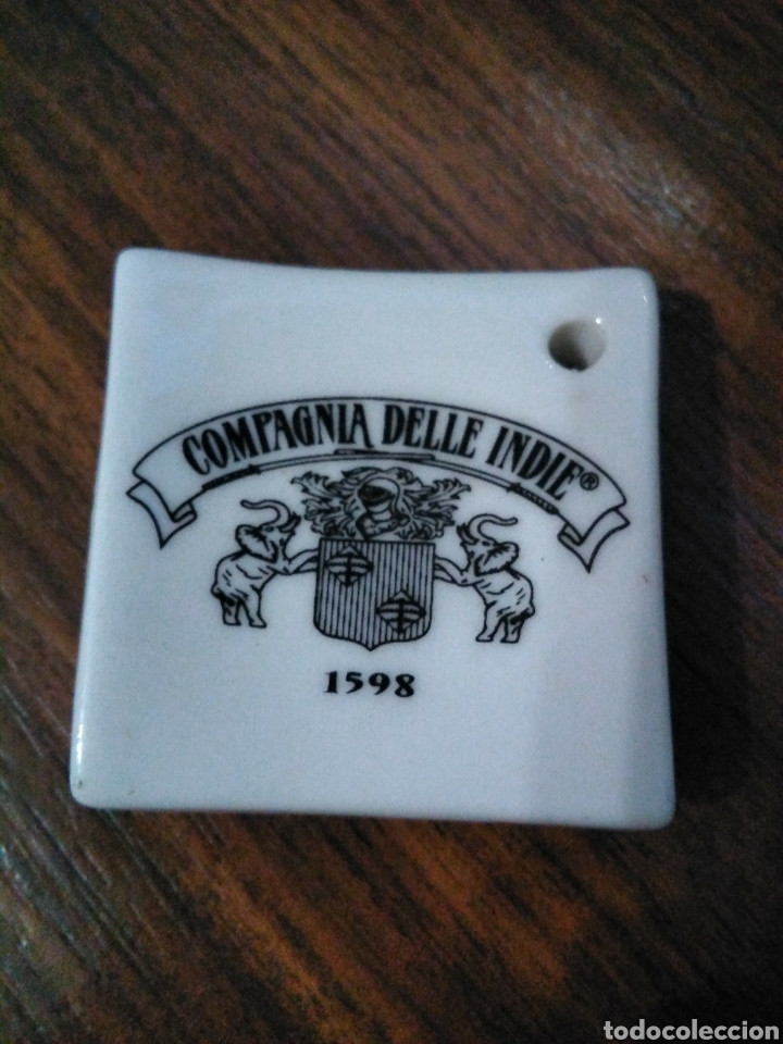 Vintage: Sujeta incienso de Porcelana Se lee Compagnia delle Indie 1598 muy peque&ntilde;as dimensiones