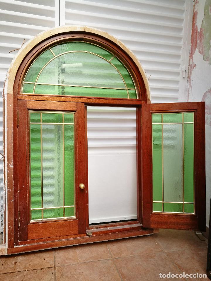 ventana-madera-con-vidriera-tipo-arco-comprar-cristal-y-vidrio