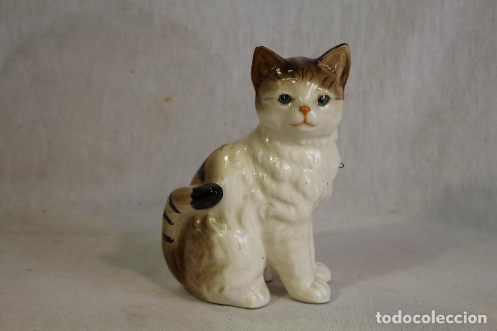 Vintage: gato en porcelana