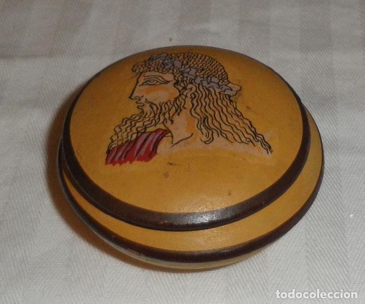 Vintage: caja de ceramica griega 8 cms de ancha x 3 cms de altura