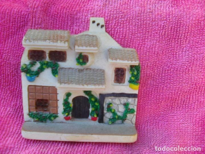 Vintage: Recoleta casita en resina - decoraci&oacute;n mediterranea 8 por 7 cms
