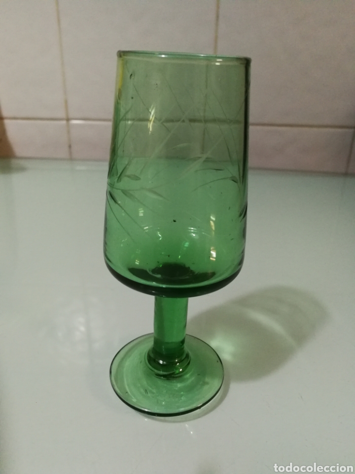 Vintage: COPA DE LICOR VERDE. - Foto 1