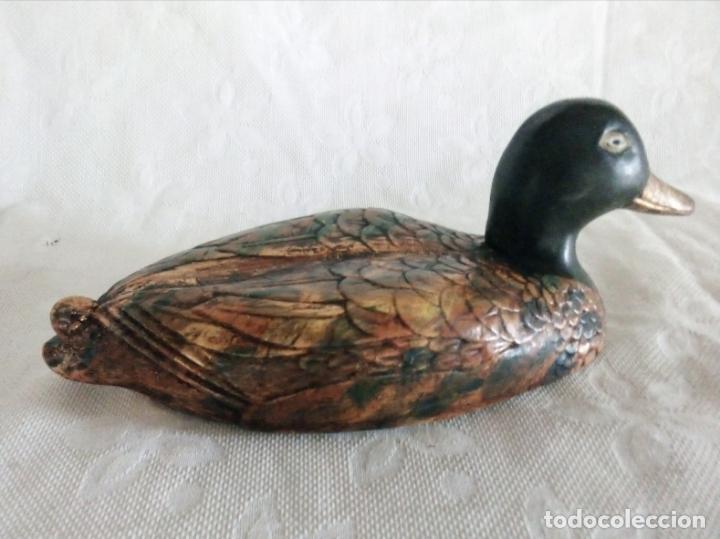Vintage: PATO DE CER&Aacute;MICA PINTADO A MANO 30 CM.