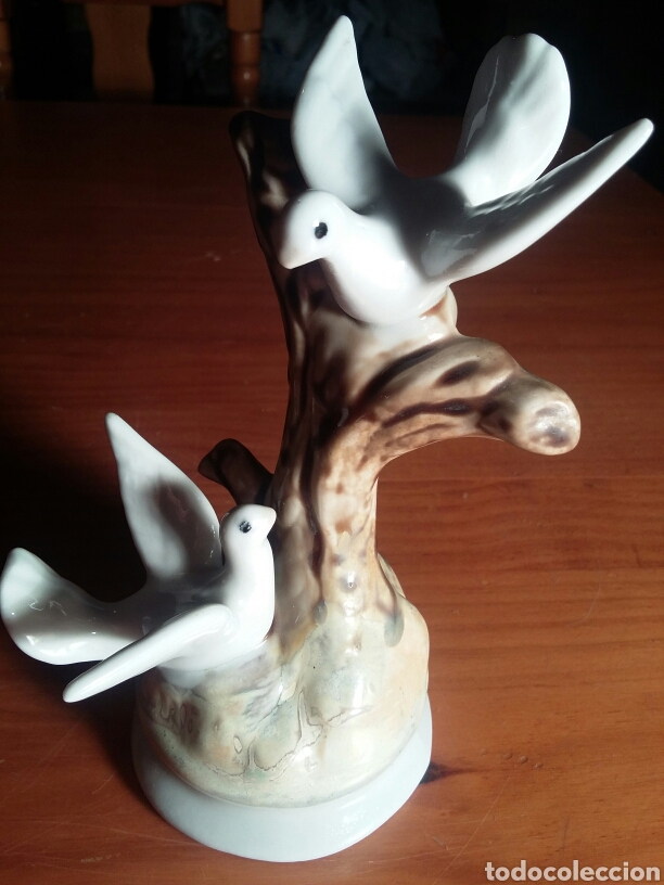 Vintage: Figura de palomas en cer&aacute;mica de MESTRE