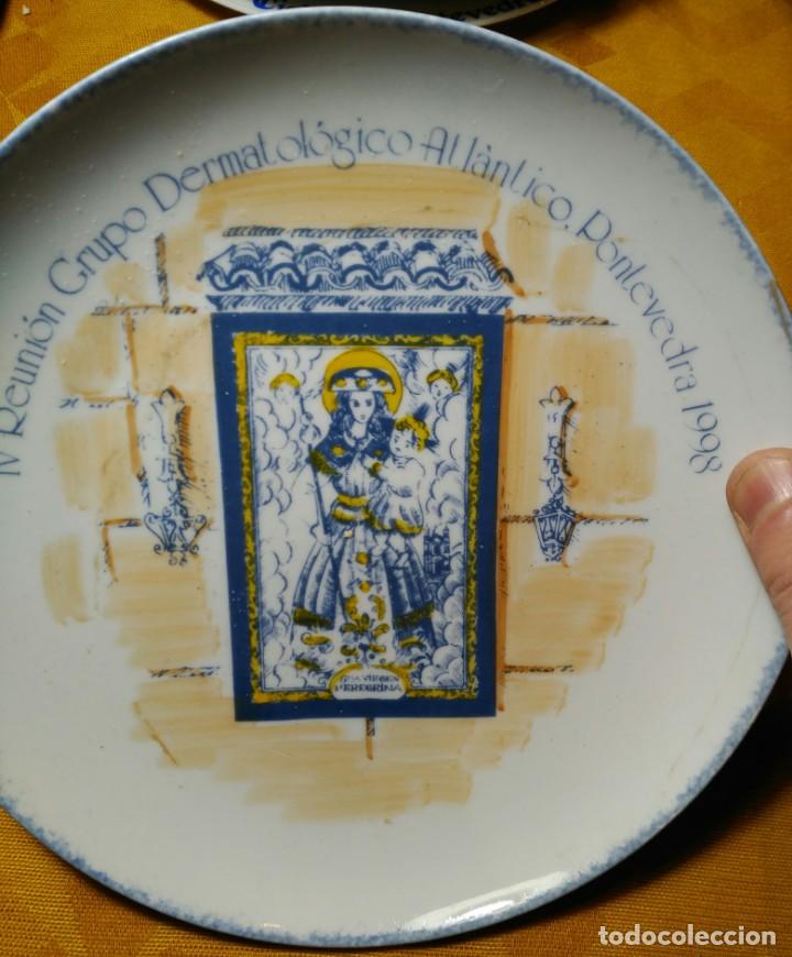 Vintage: Plato - IV Reuni&oacute;n Grupo Dermatol&oacute;gico Atl&aacute;ntico. Pontevedra 1998. 20 cm Aprox.