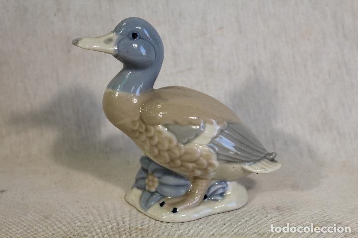 Vintage: pato en porcelana