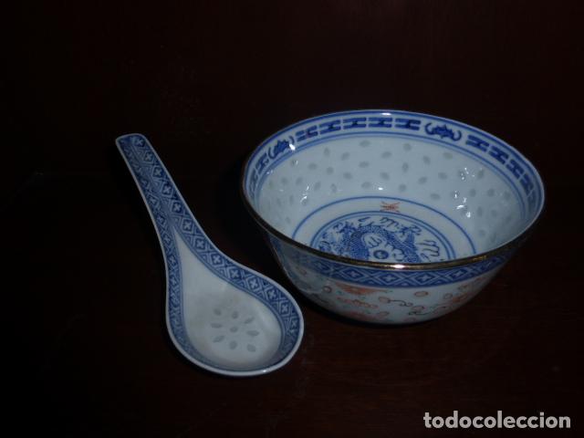 Vintage: CUENCO Y CUCHARA DE PORCELANA DECORADA A MANO